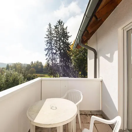 Spacious Near Forest In Apartman Bad Dürrheim