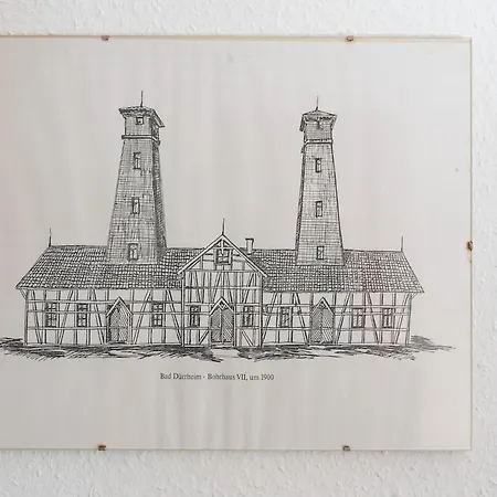 Spacious Near Forest In