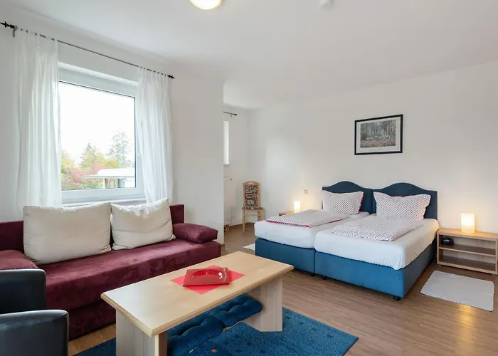 Apartamento Spacious Near Forest In