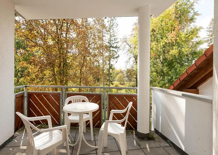 アパート Spacious Near Forest In バート・デュルハイム